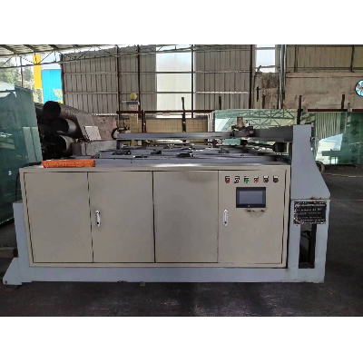玻璃開料（liào）機