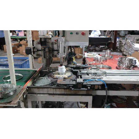 全自動劃圓（yuán）鑽孔機